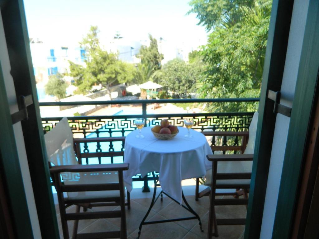 Ioanna Apartments Agios Prokopios  Bilik gambar